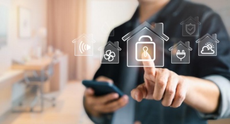 Comprendre les systèmes de courant faible pour optimiser votre habitat connecté