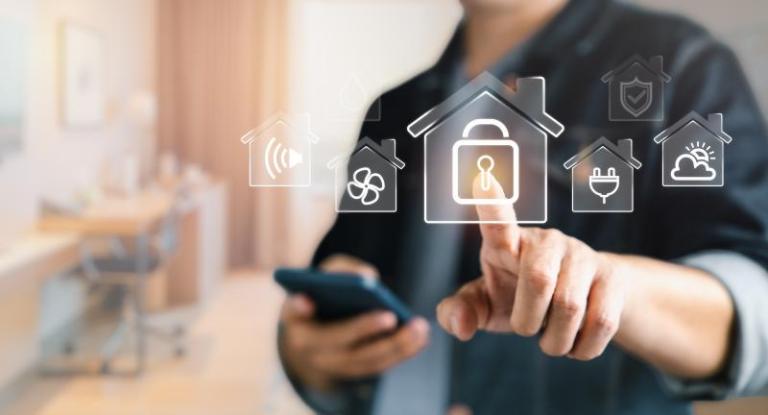 Comprendre les systèmes de courant faible pour optimiser votre habitat connecté